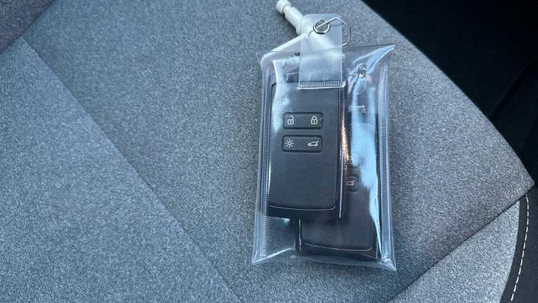 Renault Clio 1.6 E-TECH full hybrid 145 Evolution 5dr Auto Hybrid Hatchback